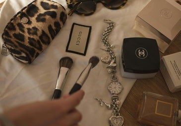 Cómo reorganizar tu neceser si ya no cabe maquillaje